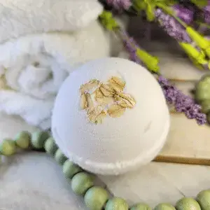 Oatmeal Honey Bath Bomb